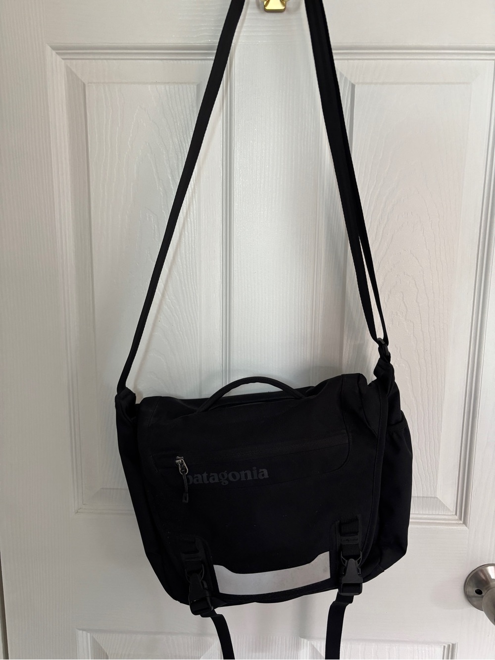 Patagonia Mini Mass Messenger Bag